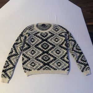 Women’s sweater size medium